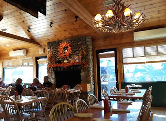 new-hampshire/white-mountains/restaurant/muddy-moose-restaurant-pub