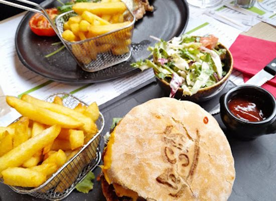 belgium/entre-sambre-et-meuse/restaurant/le-sud