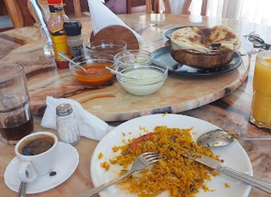 kenya/lake-nakuru-national-park/restaurant/rozina-s