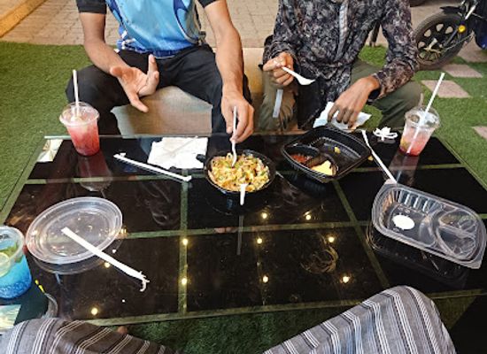 oman/rustaq/restaurant/rusta-burger