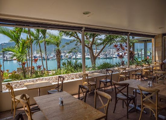 australia/airlie-beach/restaurant/la-marina-italian-restaurant-bar