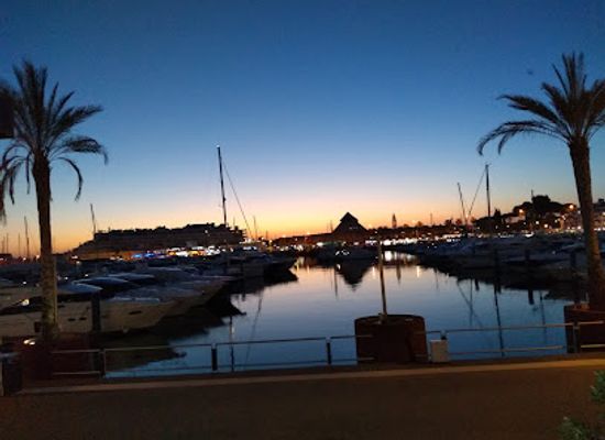 portugal/vilamoura/restaurant/mughal-clay