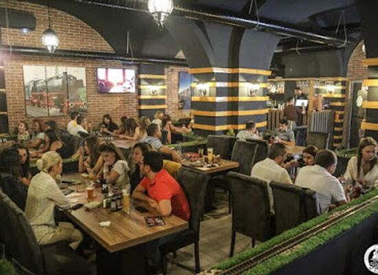 azerbaijan/baku/nizami-street/restaurant/station-baku-restaurant
