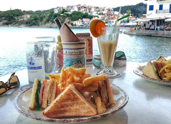 greece/samos/restaurant/cavos-cafe-bar-bistro
