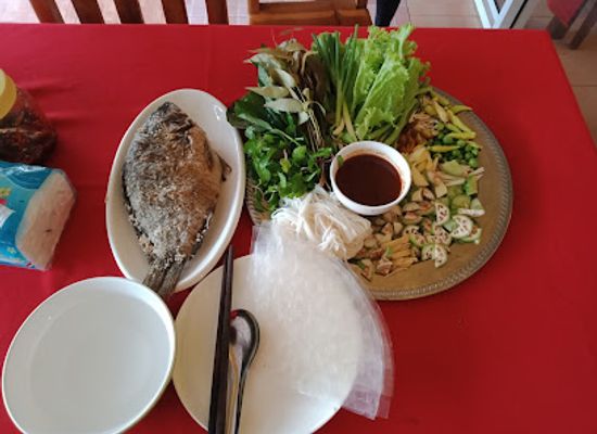 laos/champasak-cultural-landscape/restaurant/dokchampa-restaurant