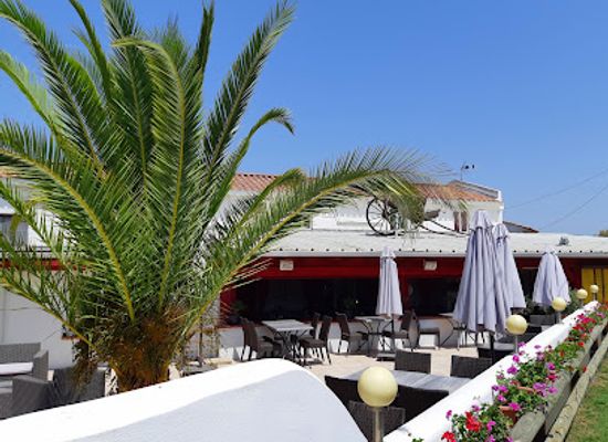 france/camargue/restaurant/le-resto-du-paty-les-maisons-du-paty-gites