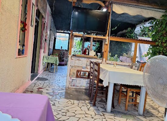 albania/durres-coast/restaurant/bar-trattoria