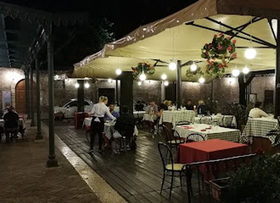 italy/urbino/restaurant/ristorante-il-girarrosto-urbino-pu