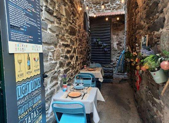 italy/cinque-terre/restaurant/osteria-la-torpedine
