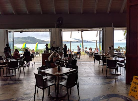 australia/the-whitsundays/restaurant/sails-restaurant