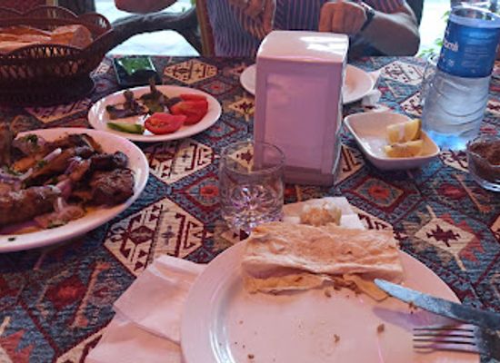 azerbaijan/nakhchivan-autonomous-republic/restaurant/naxis-nrgiz