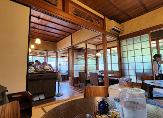 japan/naoshima-island/restaurant/cafe-salon-nakaoku