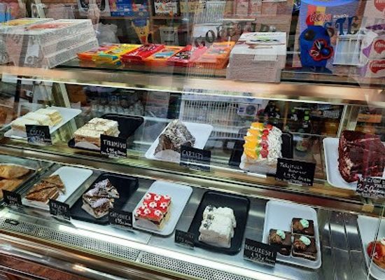 spain/madrid/restaurant/magazin-cofetarie-patiserie