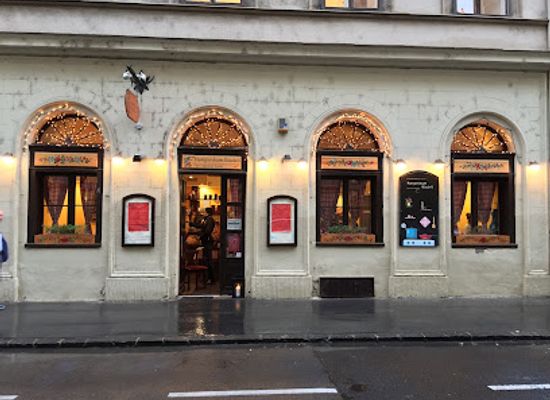hungary/budapest/inner-city/restaurant/hungarikum-bisztro