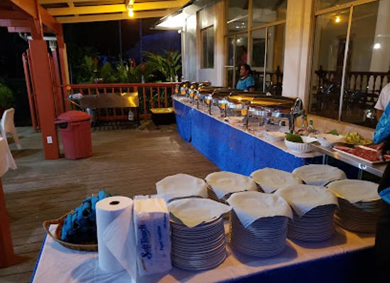 micronesia/mortlock-islands/restaurant/fusion-restaurant