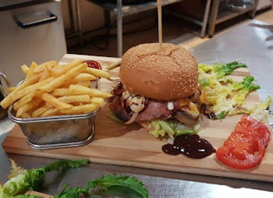 lebanon/koura/restaurant/barbeque
