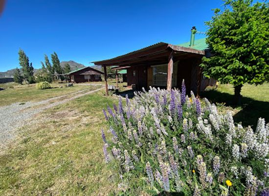 chile/patagonia/restaurant/cabanas-y-restaurant-patagonia-bordelago