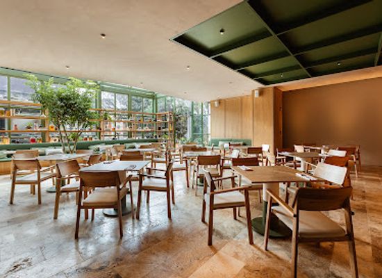 colombia/medellin/el-poblado/restaurant/real-eatery