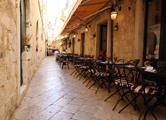 croatia/dubrovnik/restaurant/zuzori
