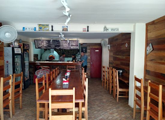 panama/boquete/restaurant/apizza