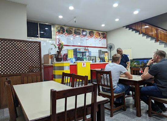 suriname/interior-rainforest/restaurant/roti-shop-joosje