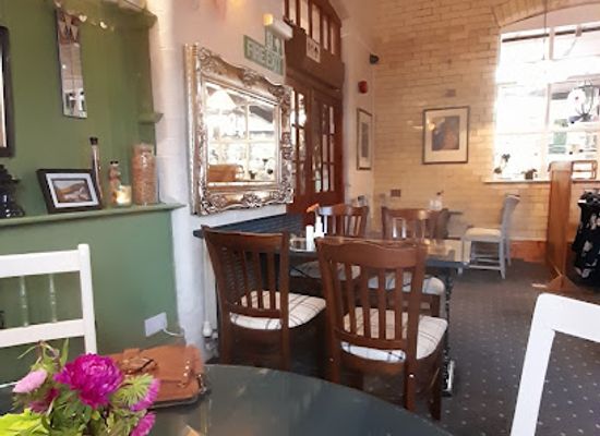 united-kingdom/flintshire/restaurant/edenshine-restaurant