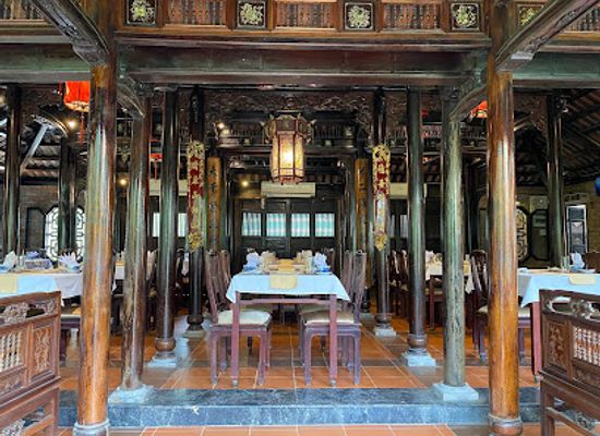 vietnam/hue/restaurant/y-thao-garden