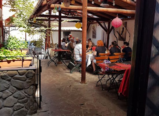 romania/brasov/bartolomeu/restaurant/old-europe-inn
