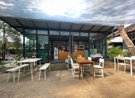 thailand/mae-hong-son/restaurant/carrot-on-the-moon