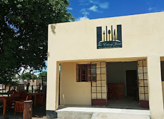 botswana/okavango-delta/restaurant/the-eatery-joint