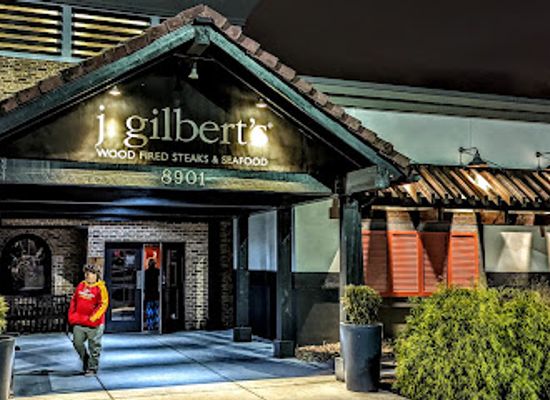 kansas/western-kansas/restaurant/j-gilbert-s-wood-fired-steaks-seafood-kansas-city