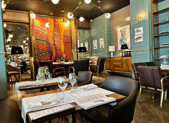 romania/bucharest/piata-victoriei/restaurant/pow-wow