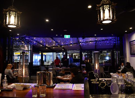 australia/gold-coast/broadbeach/restaurant/on-fire-broadbeach-greek-taverna