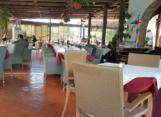 tunisia/the-sahara/restaurant/salon-de-the-restaurant-biwa