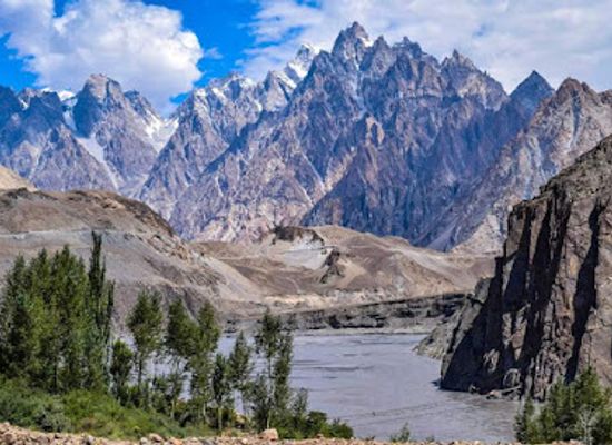 pakistan/hunza-valley/restaurant/chinese-xinjiang-resturant