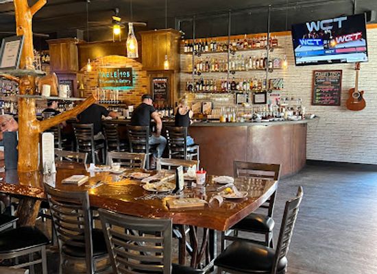 pennsylvania/allegheny-national-forest/restaurant/table-105