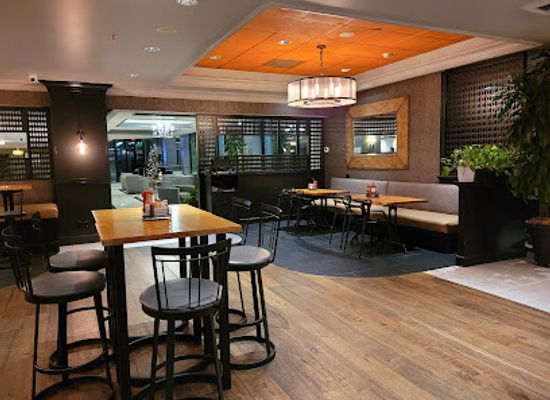 california/costa-mesa/restaurant/fireside-tavern