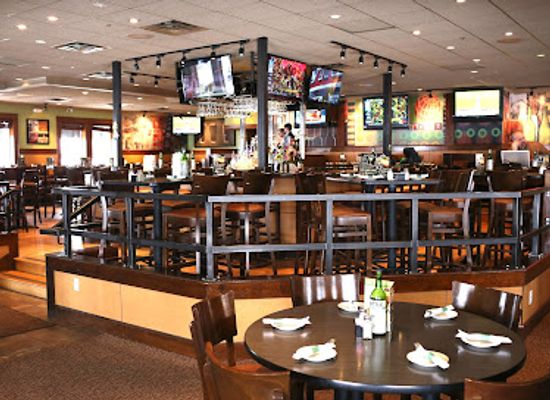 michigan/mount-pleasant/restaurant/bennigan-s