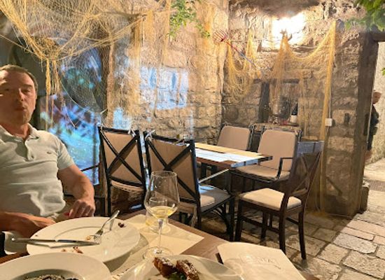 montenegro/budva/restaurant/konoba-punta