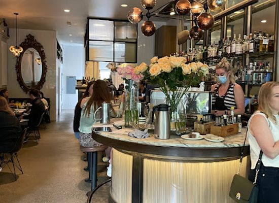 washington/seattle/restaurant/single-shot