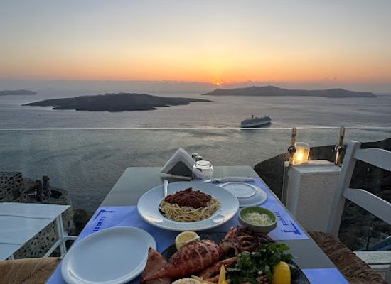greece/santorini/fira/restaurant/fanari