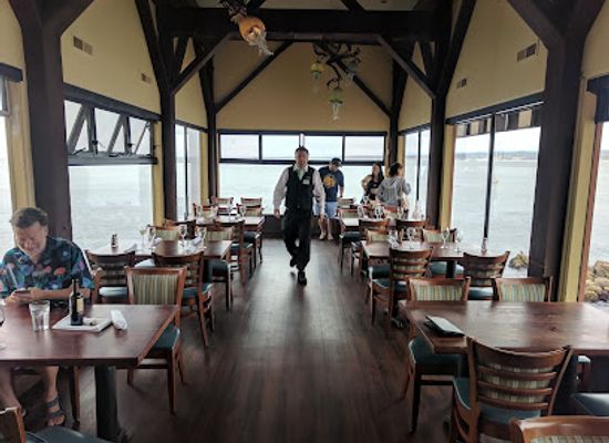 california/monterey/cannery-row/restaurant/fish-hopper