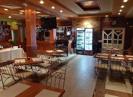 bulgaria/gabrovo/restaurant/ezh-i-bezh