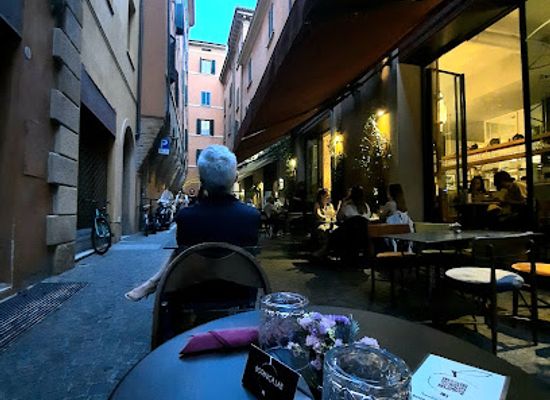 italy/bologna/restaurant/botanica-lab-cucina