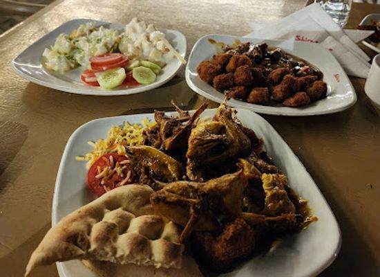 pakistan/khyber-pakhtunkhwa/restaurant/shiraz-ronaq