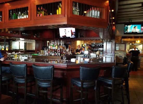 indiana/east-central-indiana/restaurant/charleston-s-restaurant