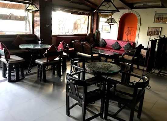 india/jaipur/restaurant/the-rock