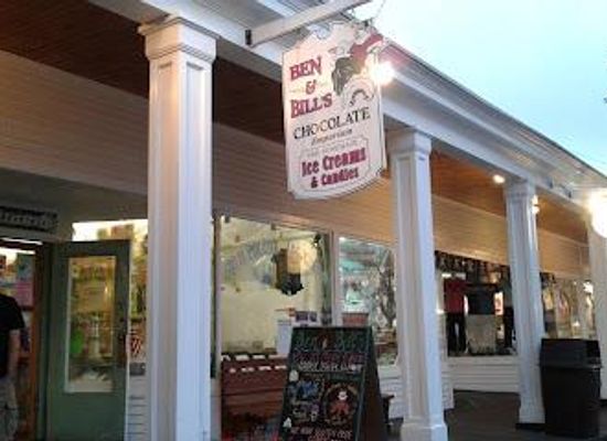 massachusetts/hyannis/restaurant/ben-bill-s-chocolate-emporium-of-martha-s-vineyard