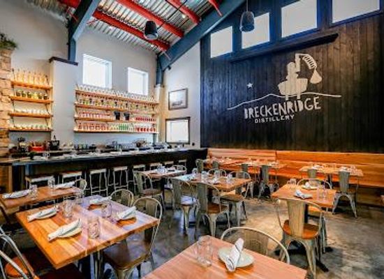 colorado/tenmile-range/restaurant/breckenridge-distillery-restaurant