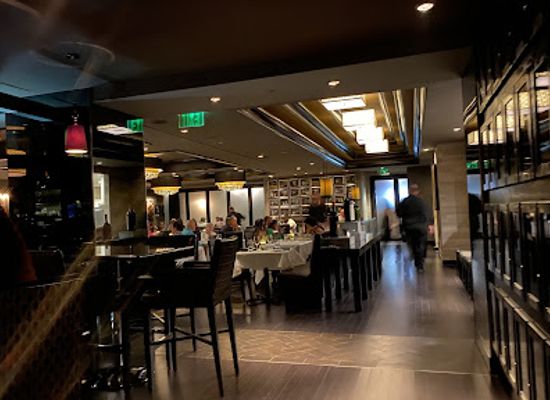 mississippi/the-black-prairie/restaurant/morton-s-the-steakhouse